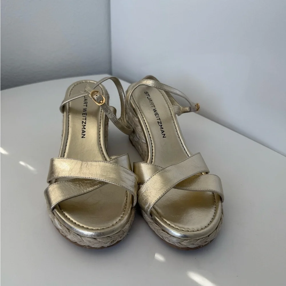Stuart Weitzman Gold Wedge Sandals size 7.5 - Picture 4 of 9